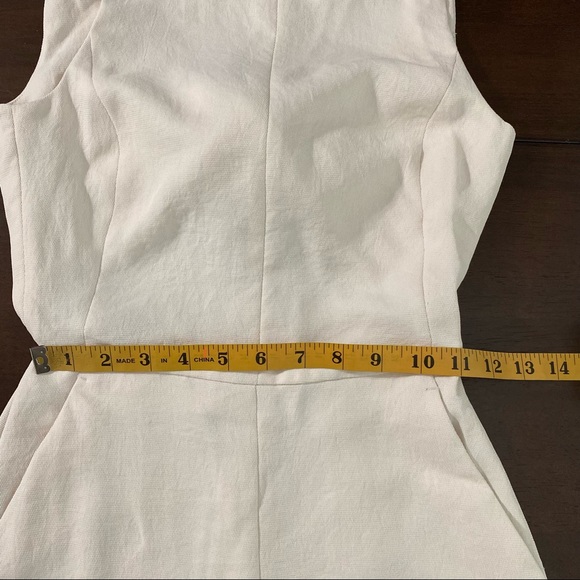 Aritzia Encoulement Wide Leg Crop Jumpsuit w/ Cut Outs - Picture 9 of 16